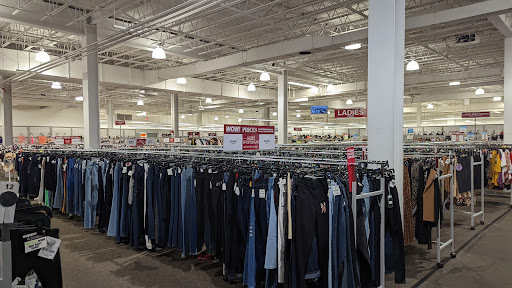 Clothing Store «Burlington Coat Factory», reviews and photos, 6200 Greenbelt Rd, Greenbelt, MD 20770, USA