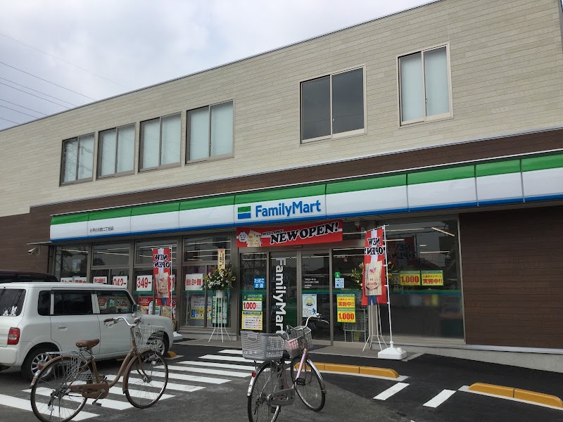 ファミリーマート 小平小川町二丁目店