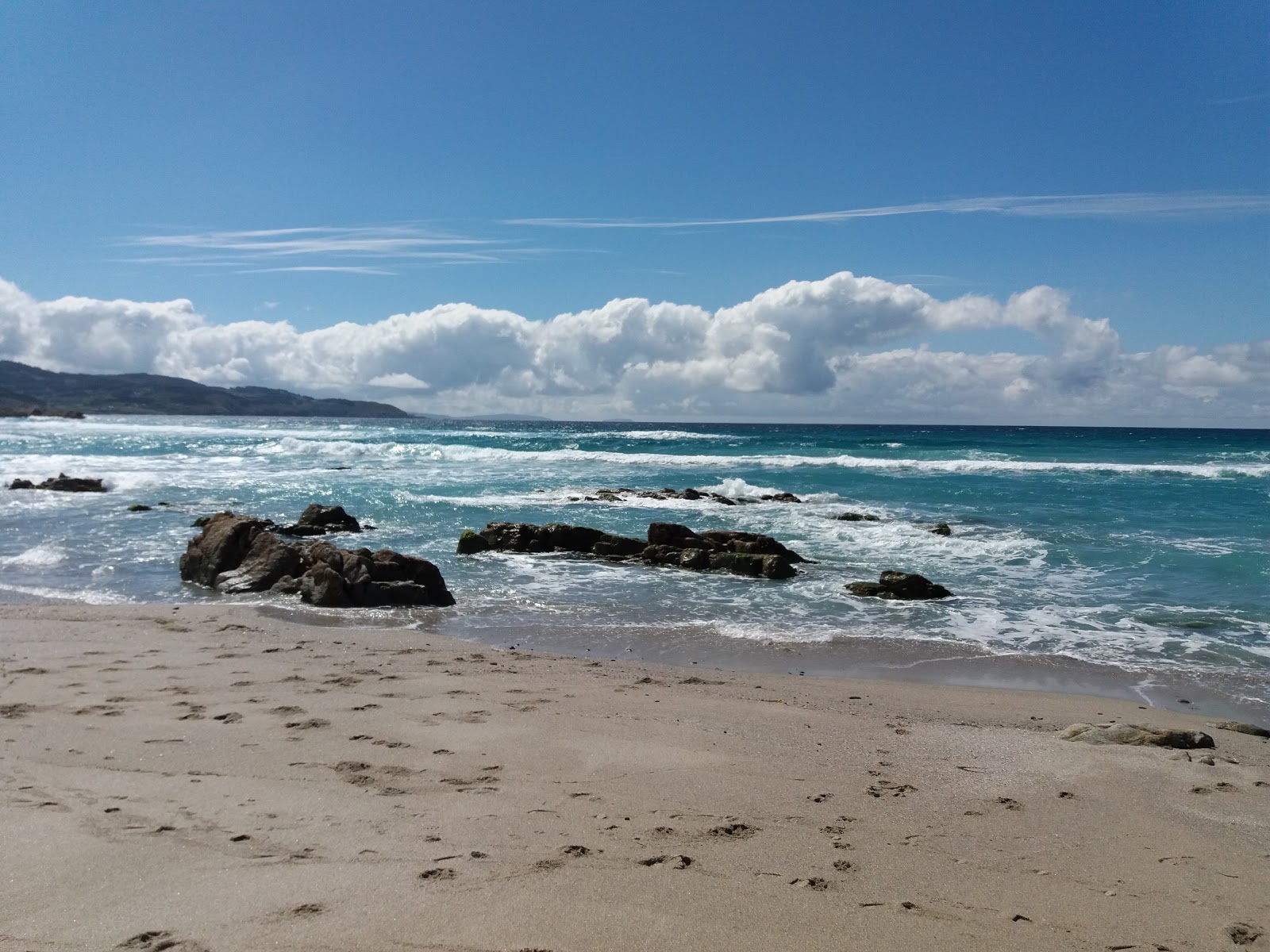 Praia de Repibelo的照片 具有非常干净级别的清洁度