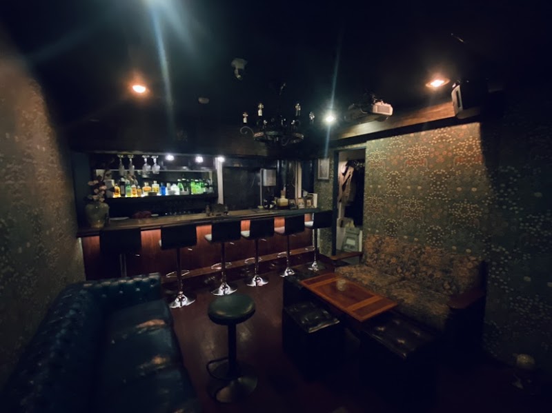 BAR IAPONIA / 歴史と旅のBAR