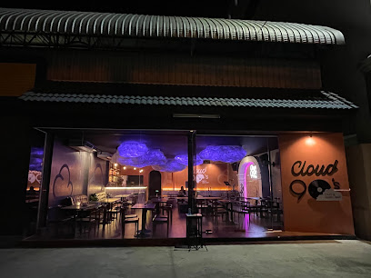 Cloud 90's Cafe and Music Bar (ร้านคลาวด์90)