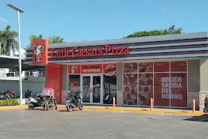 Little Caesars Pizza - La Vega image