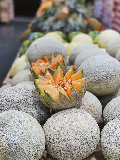 Grocery Store «Fresh Market Place», reviews and photos, 2600 N Central Ave, Chicago, IL 60639, USA