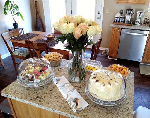 Pastry Shop «Servatii Pastry Shop Crestview Hills», reviews and photos, 2941 Dixie Hwy, Crestview Hills, KY 41017, USA