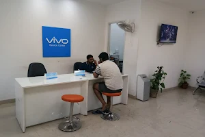 vivo & iQOO Authorised Service Center image