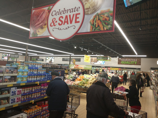 Supermarket «ALDI», reviews and photos, 18324 Bagley Rd, Middleburg Heights, OH 44130, USA