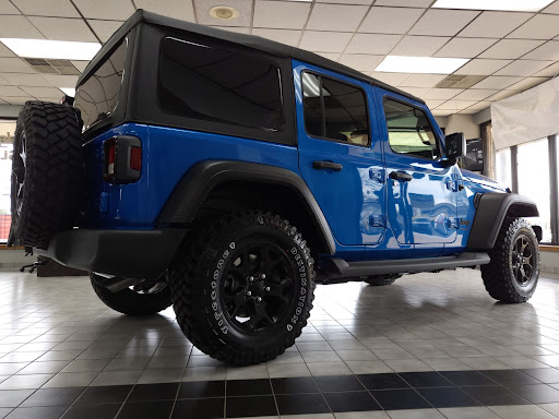 Car Dealer «Kasper Chrysler Dodge Jeep», reviews and photos, 2206 Cleveland Rd W, Sandusky, OH 44870, USA