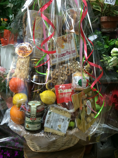 Florist «Gallery of Flowers Ny Corporation», reviews and photos, 1151 Brighton Beach Ave, Brooklyn, NY 11235, USA