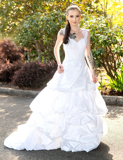 Bridal Shop «Bellas Bridal», reviews and photos, 1907 Lancaster Dr NE, Salem, OR 97305, USA