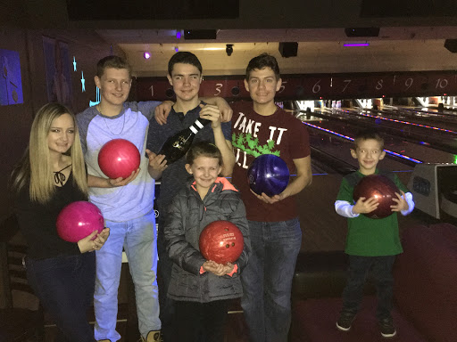 Bowling Alley «Alley 59 Bowling Center», reviews and photos, 44925 N Groesbeck Hwy, Charter Twp of Clinton, MI 48036, USA