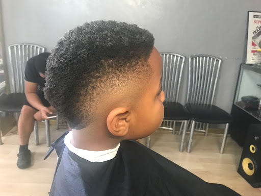Barber Shop «Pro-Kutz Barbershop LLC.», reviews and photos, 7220 Edgewater Dr, Lockhart, FL 32810, USA