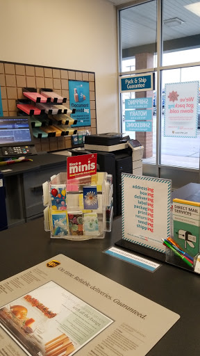 Shipping and Mailing Service «The UPS Store», reviews and photos, 1042 Maple Ave, Lisle, IL 60532, USA