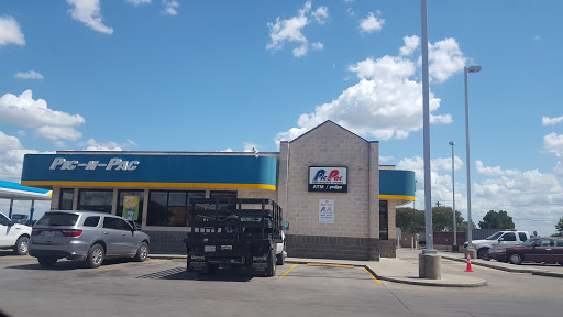 Pic-N-Pac, 969 I-10 Frontage Rd, Seguin, TX 78155, USA, 