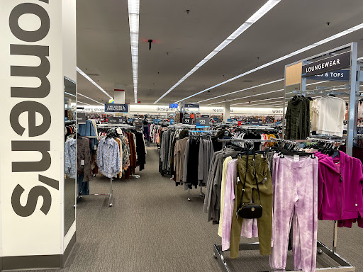 Department Store «Nordstrom Rack», reviews and photos, 199 Skokie Blvd, Northbrook, IL 60062, USA