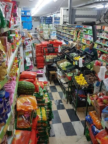 Avaliações doKhan Mercado em Lisboa - Supermercado