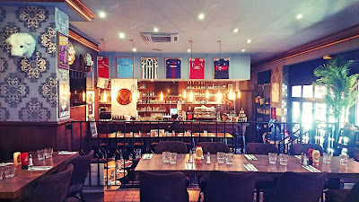 Train Pub à Rueil-Malmaison