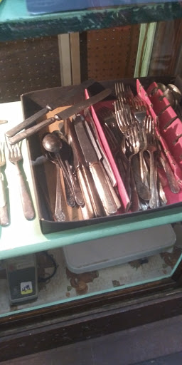 Hardware Store «Landwehr Hardware & Toys», reviews and photos, 826 Madison Ave, Covington, KY 41011, USA