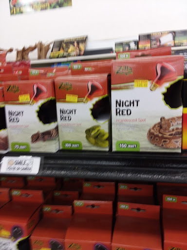 Pet Store «Pet Stop», reviews and photos, 6218 Nieman Rd, Shawnee, KS 66203, USA