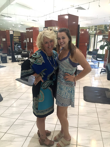 Beauty Salon «La Mirage Salon», reviews and photos, 3730 Tampa Rd, Palm Harbor, FL 34684, USA