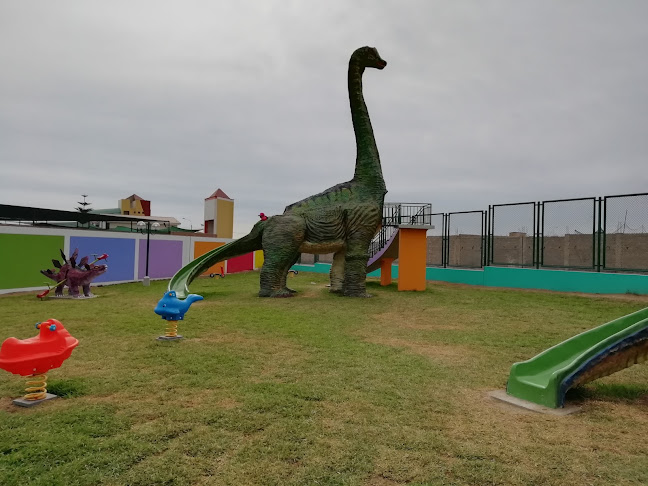 Parque de los dinosaurios - Mollendo