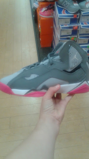 Shoe Store «Hibbett Sports», reviews and photos, 761 3rd St SW, Winter Haven, FL 33880, USA