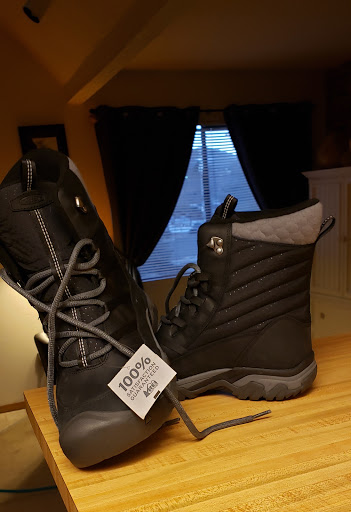 Camping Store «REI», reviews and photos, 5375 S Wadsworth Blvd, Lakewood, CO 80123, USA