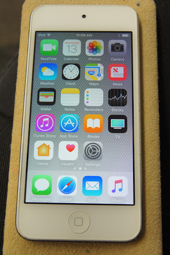 Pawn Shop «Southern California Jewelry and Loan Pawn Shop», reviews and photos, 12522 Westminster Ave, Santa Ana, CA 92706, USA