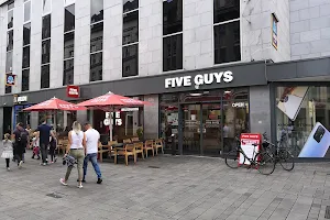 Five Guys Düsseldorf Flinger Straße image