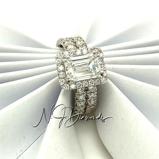 Jewelry Store «N.J. Diamonds», reviews and photos, 5601 Schaefer Rd, Dearborn, MI 48126, USA