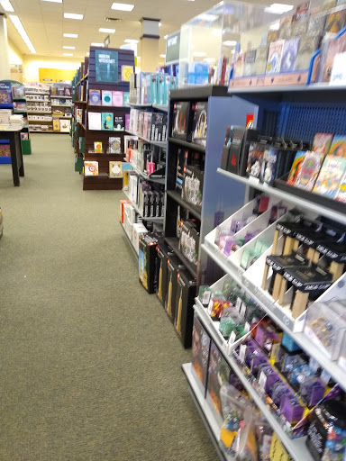 Book Store «Barnes & Noble», reviews and photos, 3055 S Glenstone Ave, Springfield, MO 65804, USA