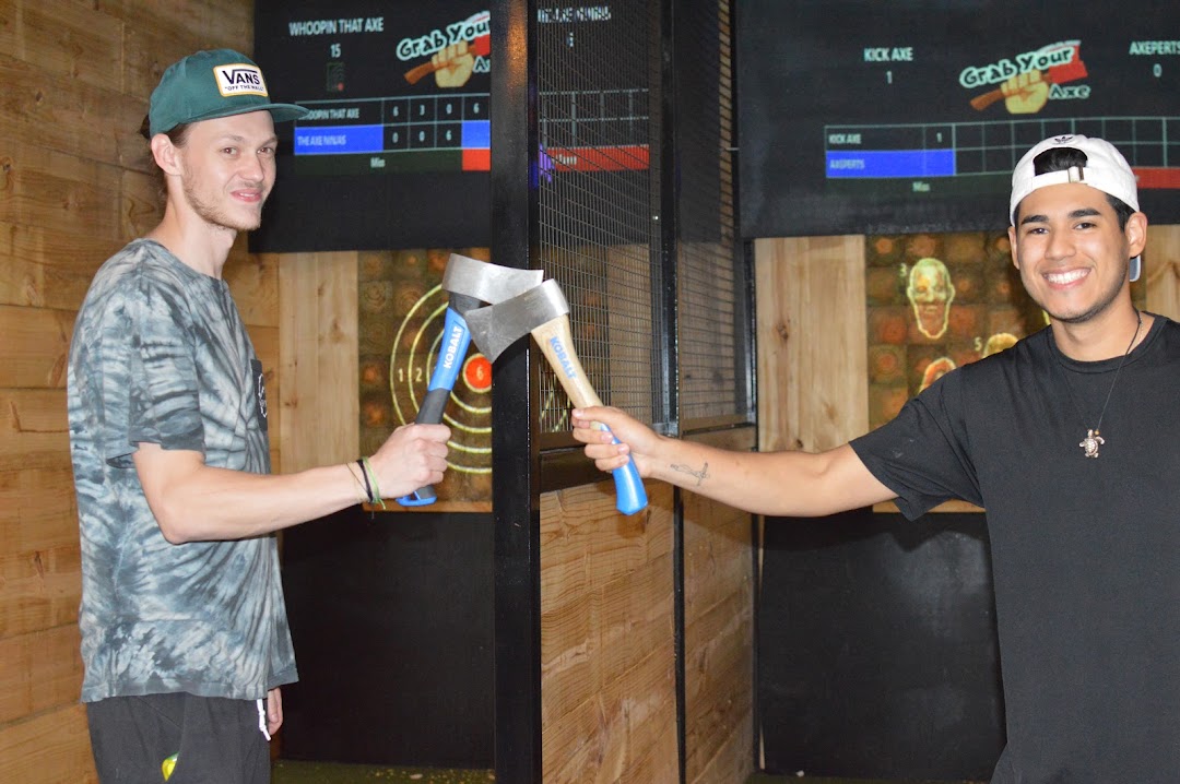 Grab Your Axe Fort Worth Axe Throwing