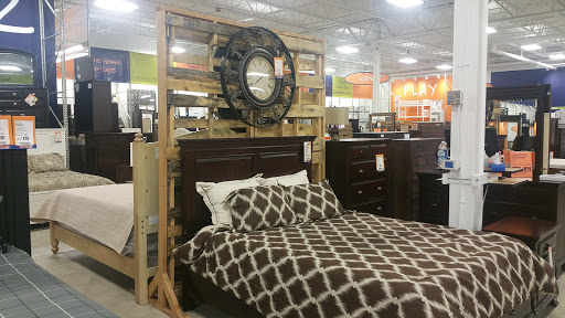 Furniture Store «Weekends Only Furniture & Mattress», reviews and photos, 8315 Center Run Dr, Indianapolis, IN 46250, USA