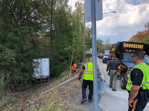 Auto Body Shop «Bergen Brookside Auto Body and Towing, Inc.», reviews and photos, 83 Zabriskie St, Hackensack, NJ 07601, USA