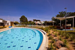 Oakleigh Recreation Centre image