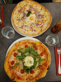 Pizza du Restaurant italien Saint Mercure à Paris - n°4