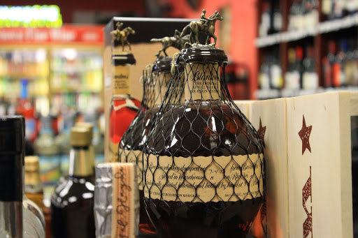 Wine Store «Middletown Fine Wine & Spirits», reviews and photos, 721 S Breiel Blvd, Middletown, OH 45044, USA