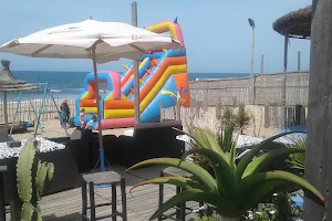 Playa Del Mar restaurant plage privée image