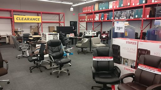 Office Supply Store «Staples», reviews and photos, 2431 Wiley Blvd SW, Cedar Rapids, IA 52404, USA
