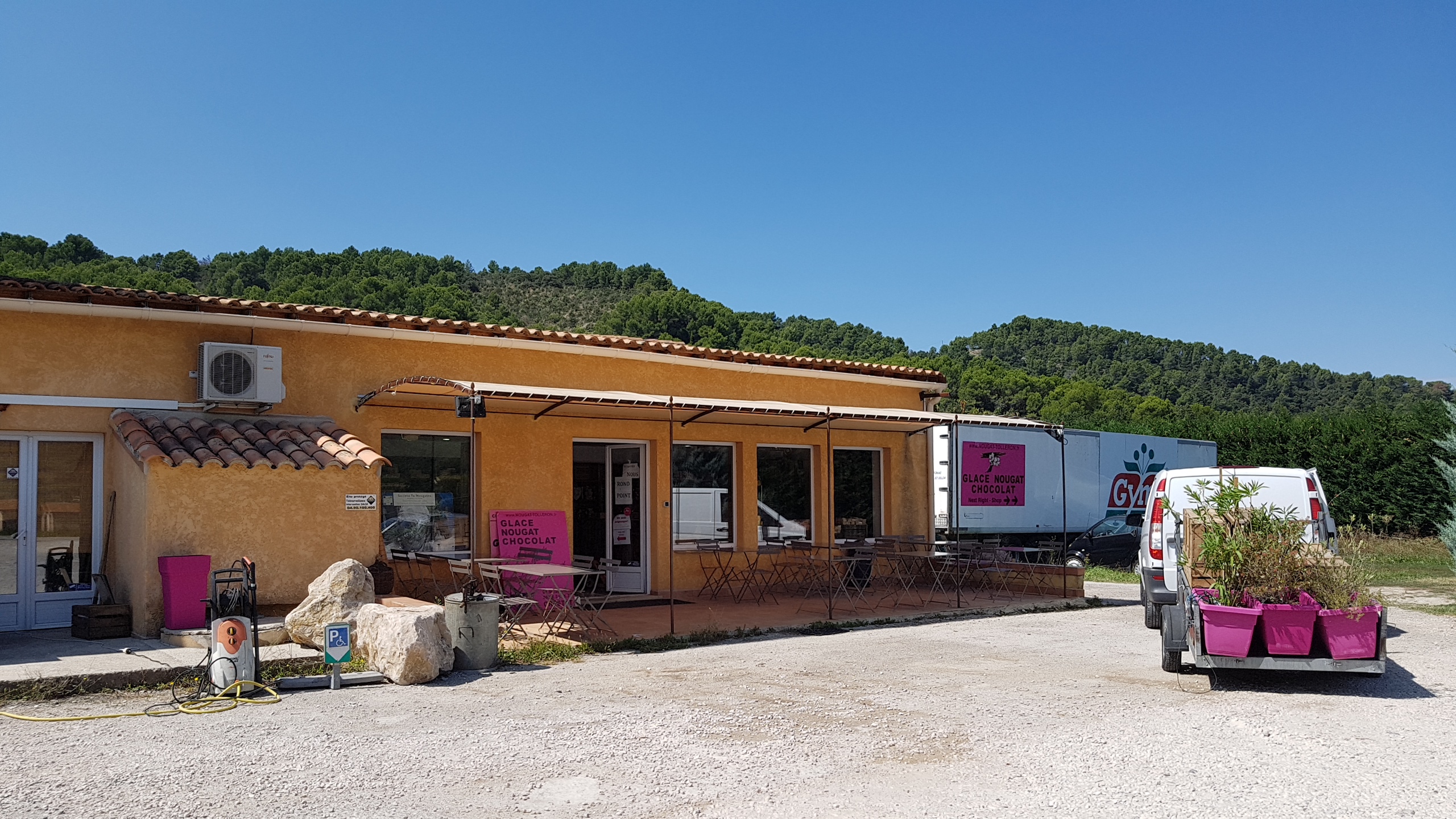 Photo n° 1 de l'avis de Rónán.a fait le 31/08/2018 à 12:00