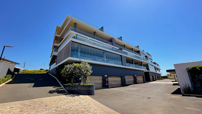 Ratings and reviews of Willow Prinsloo Real Estate