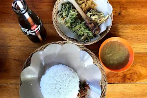 Warung Gadung MASAKAN KHAS BALI image