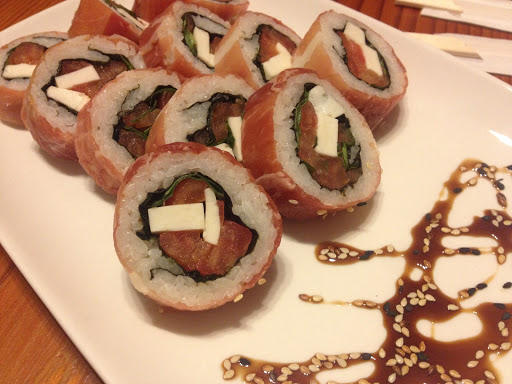 Mikan Uchi Sushi