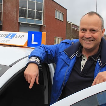 Autorijschool Ed van Rozelaar