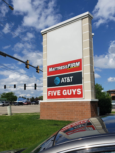 Mattress Store «Mattress Firm Oswego», reviews and photos, 2800 US-34, Oswego, IL 60543, USA