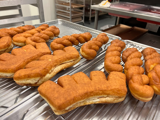 Donut Shop «Shipley Do-Nuts», reviews and photos, 1500 W Hebron Pkwy #100, Carrollton, TX 75010, USA