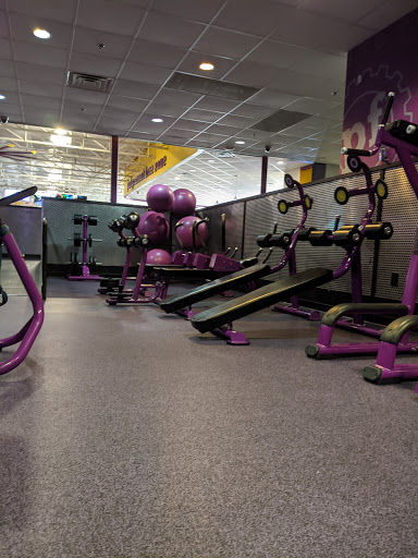 Gym «Planet Fitness - Dallas (Westmoreland), TX», reviews and photos, 3200 Falls Dr, Dallas, TX 75211, USA