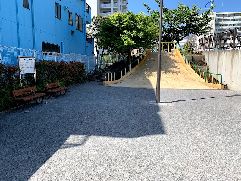 枝川橋第二児童遊園 (たんぽぽ広場)