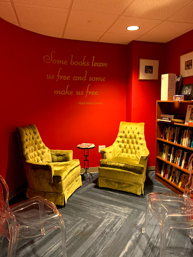 Book Store «Quail Ridge Books», reviews and photos, 4209-100 Lassiter Mill Rd, Raleigh, NC 27609, USA