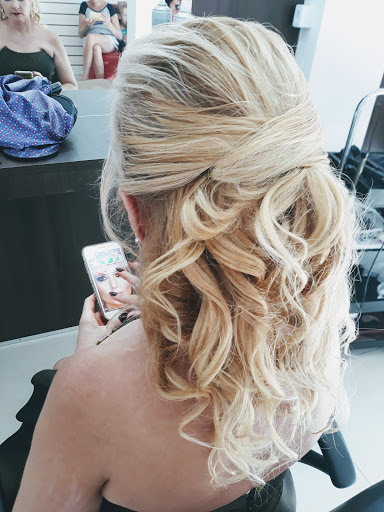 Logo da empresa - Pri's Studio Hair