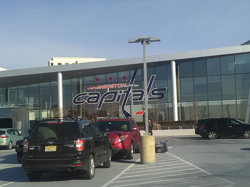 Shopping Mall «Ballston Common Mall», reviews and photos, 4238 Wilson Blvd, Arlington, VA 22203, USA